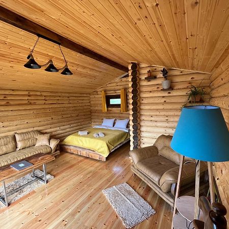 Alone Cottage Kazbegi エクステリア 写真