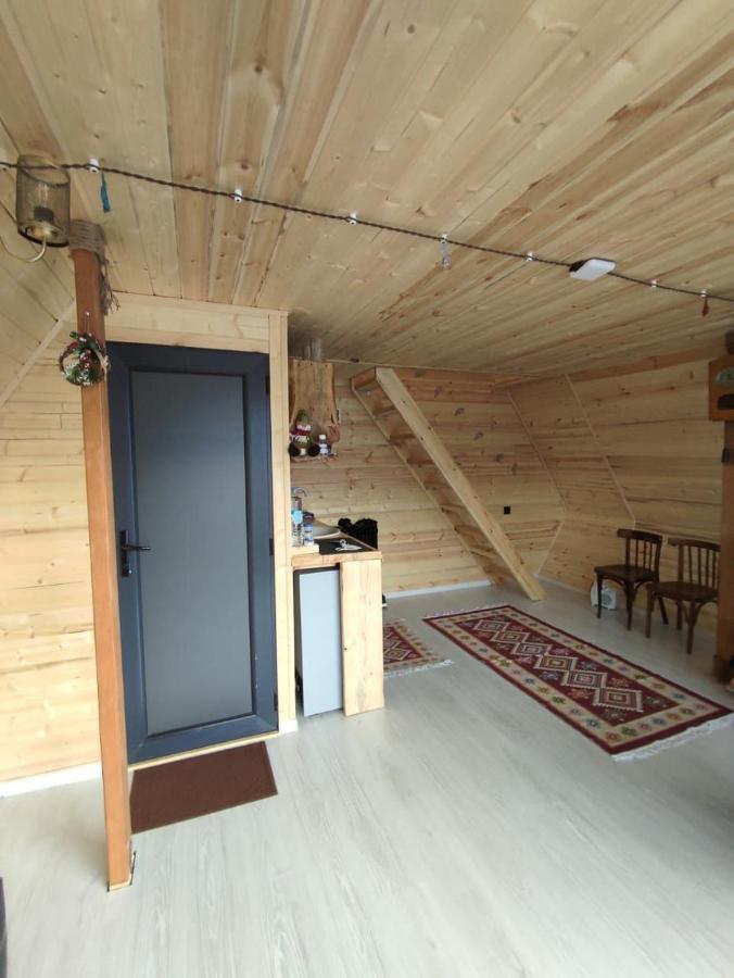 Alone Cottage Kazbegi エクステリア 写真