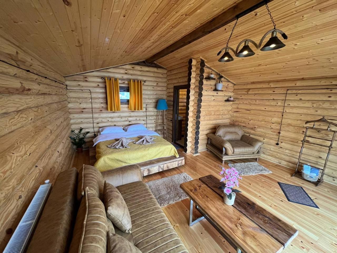 Alone Cottage Kazbegi エクステリア 写真