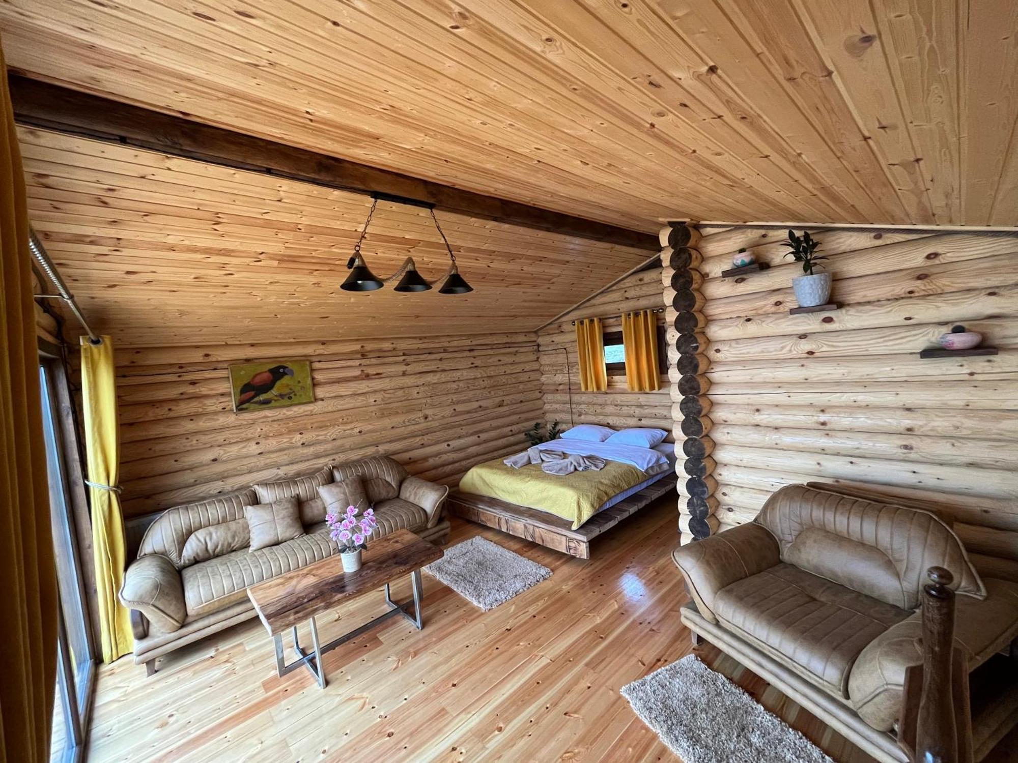 Alone Cottage Kazbegi エクステリア 写真