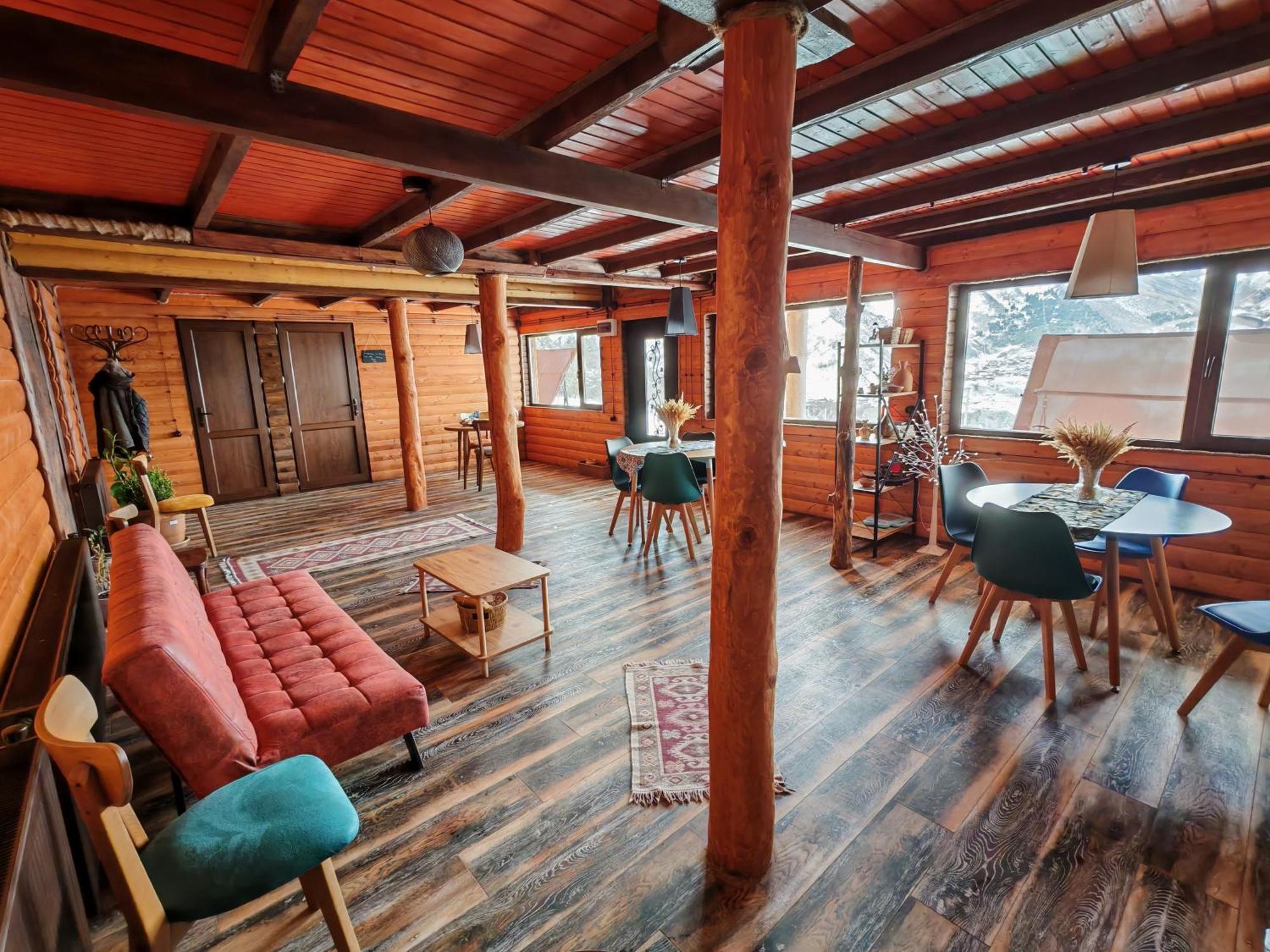 Alone Cottage Kazbegi 部屋 写真